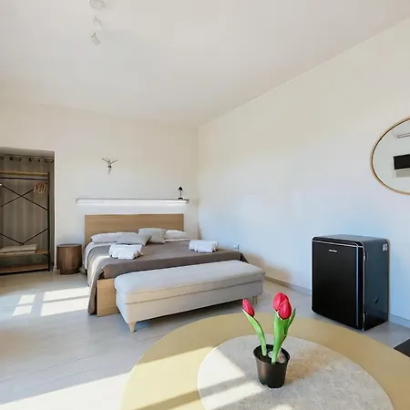 Cantine Cippone Bed & Breakfast 3*