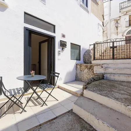 Cantine Cippone B&B 3*